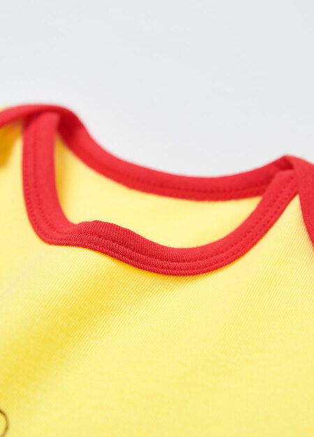 BABY迪士尼Q彈棉質包屁衣-維尼與小豬-黃色3