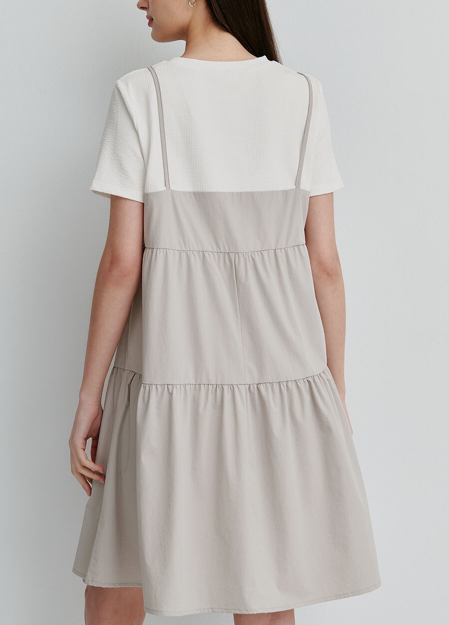 假兩件細肩帶蛋糕短孕哺洋裝