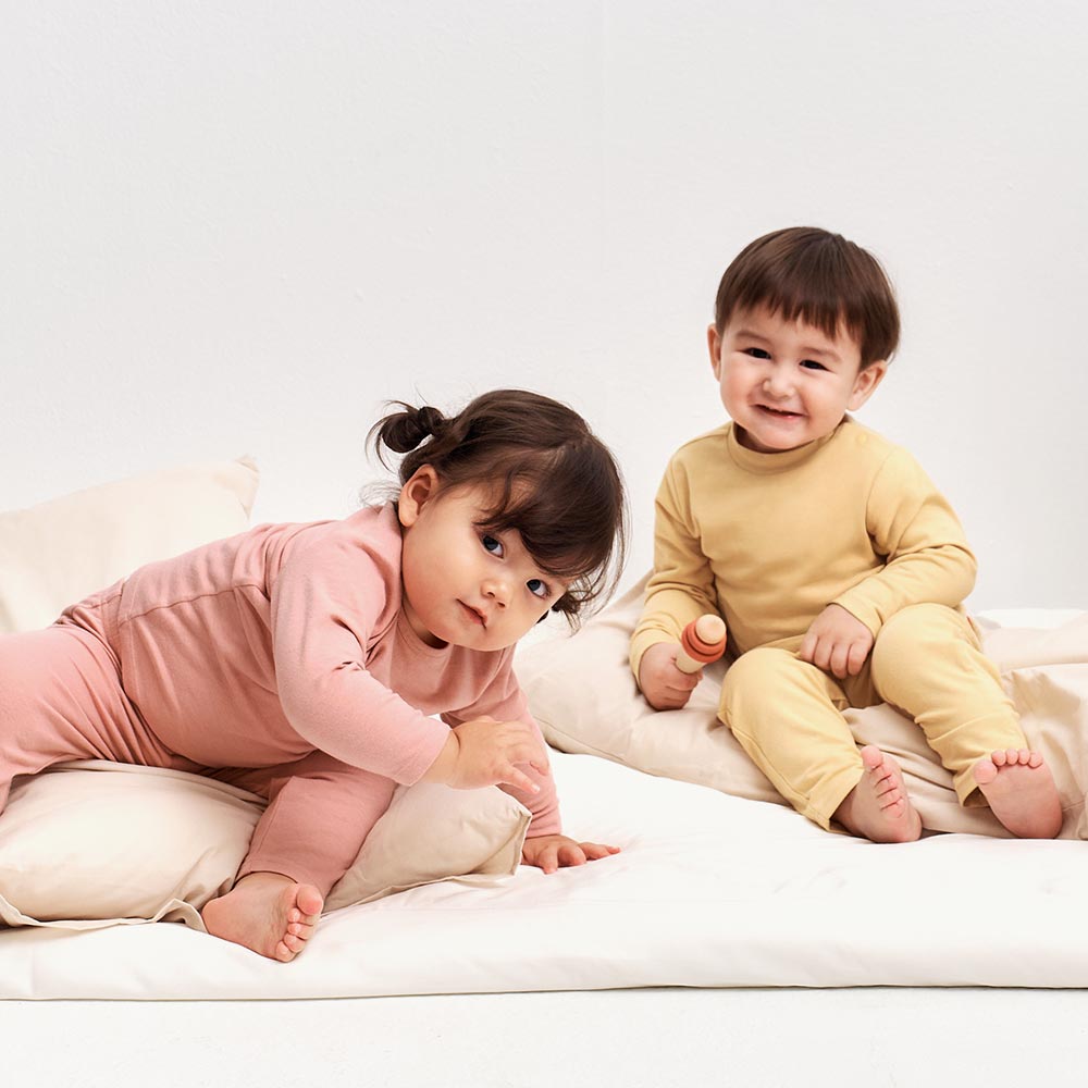 BABY 蓄熱保暖圓領上衣