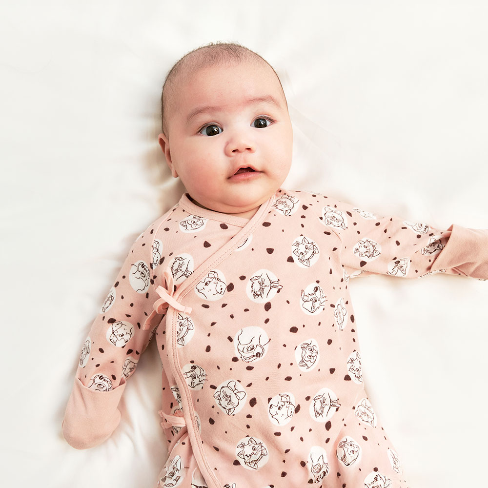 新生兒 迪士尼Q彈棉質蝴蝶衣-點點貓狗 新生兒 迪士尼Q彈棉質蝴蝶衣-點點貓狗